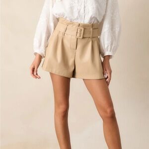 Gilli High-Waisted Tan Belted Shorts